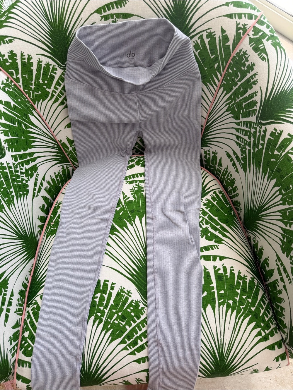 ALO Yoga Kids Light Gray Ribbed Leggings